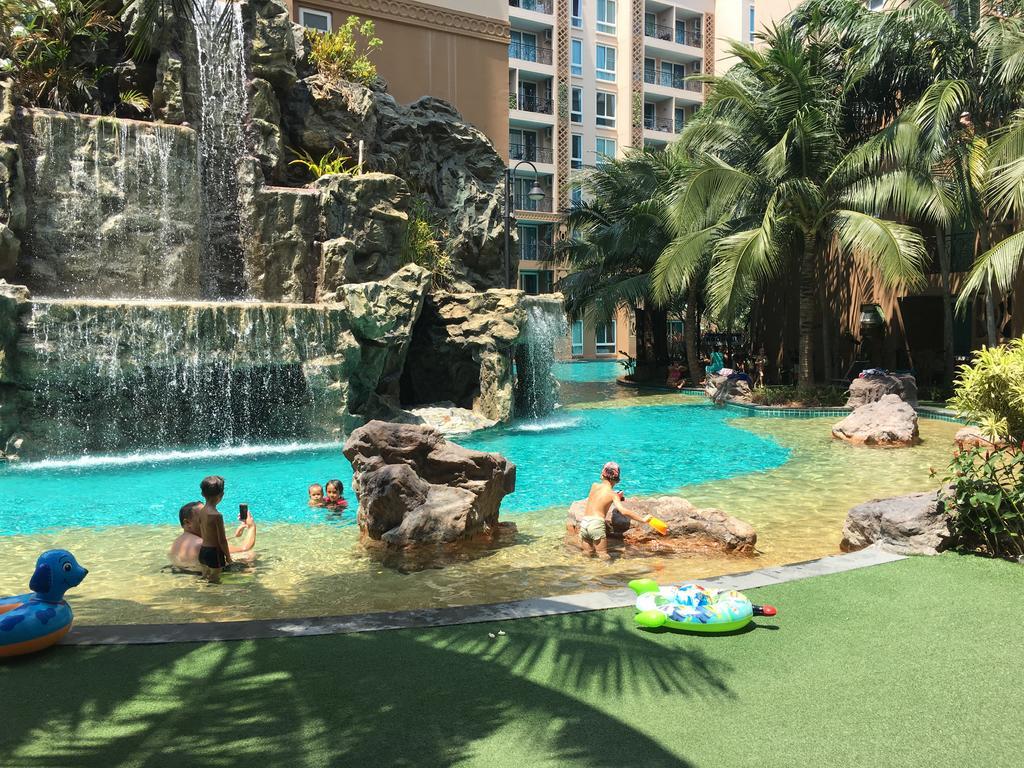 Atlantis Condo Resort Jomtian Pattaya Jomtien Beach Buitenkant foto